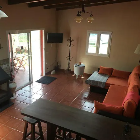 Vakantiehuis Rafael Vega de San Mateo